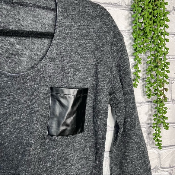 .🌼3/$30🌼Lady Dutch High Society Scoop Neck Long Sleeve Pocket Top Size Small - Picture 7 of 16